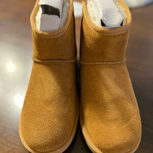 Koolaburra Chestnut Mini Boots